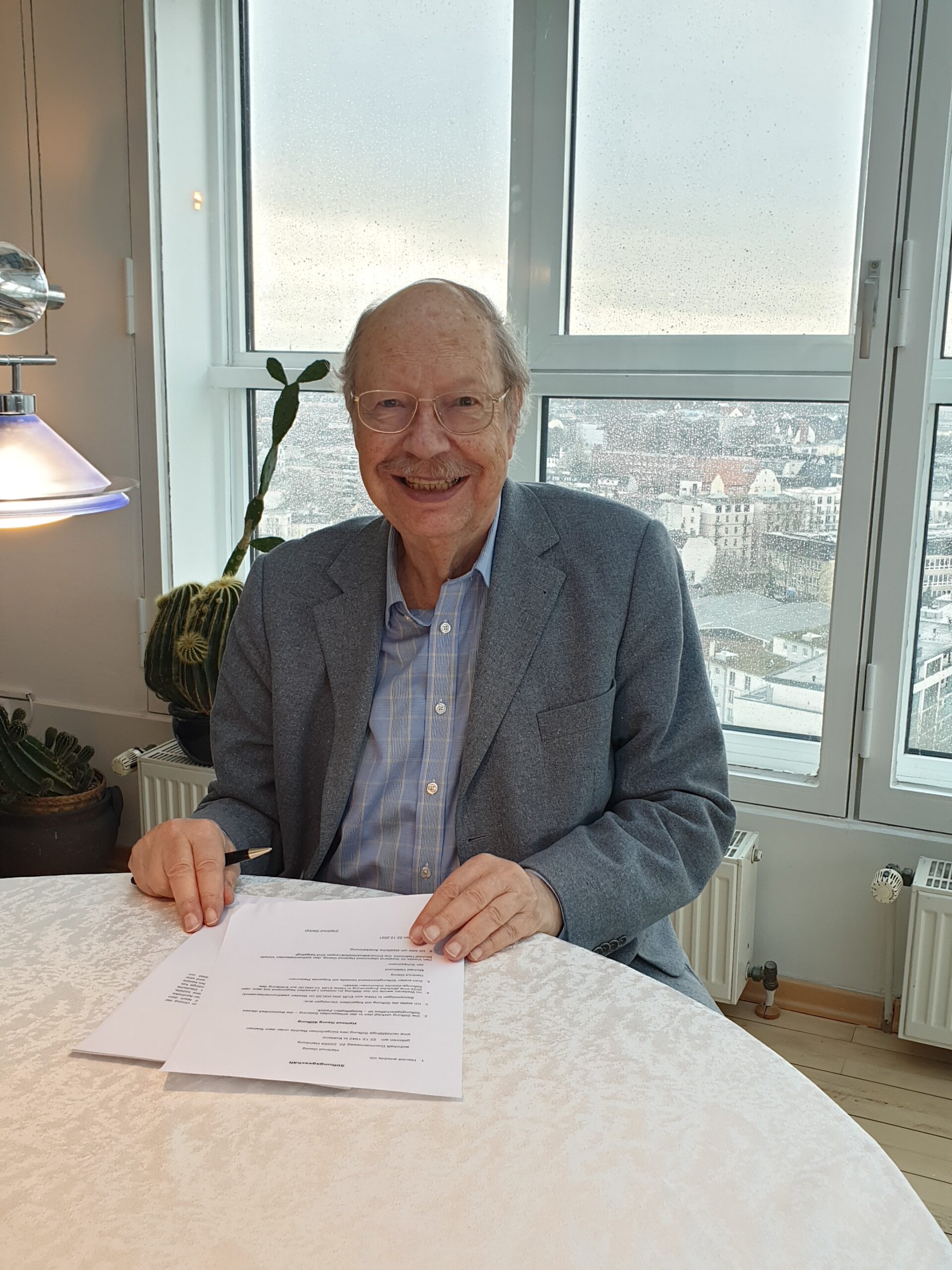 2021-12-22 Unterzeichnung Stiftungsgeschäft