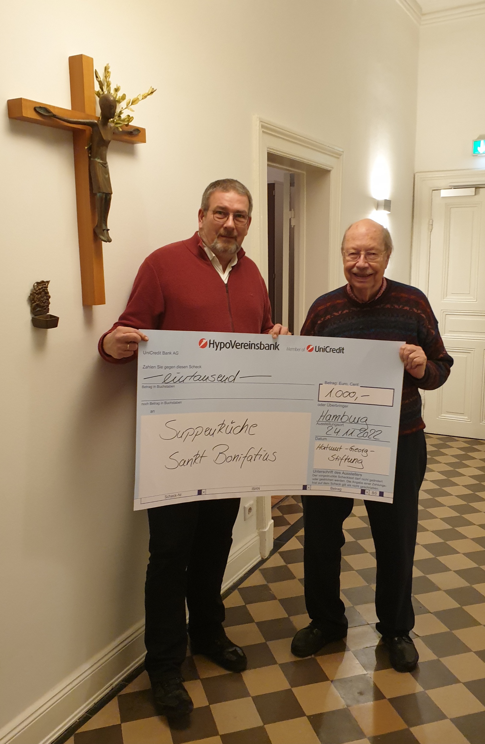 2022-11-24 Spendenübergabe